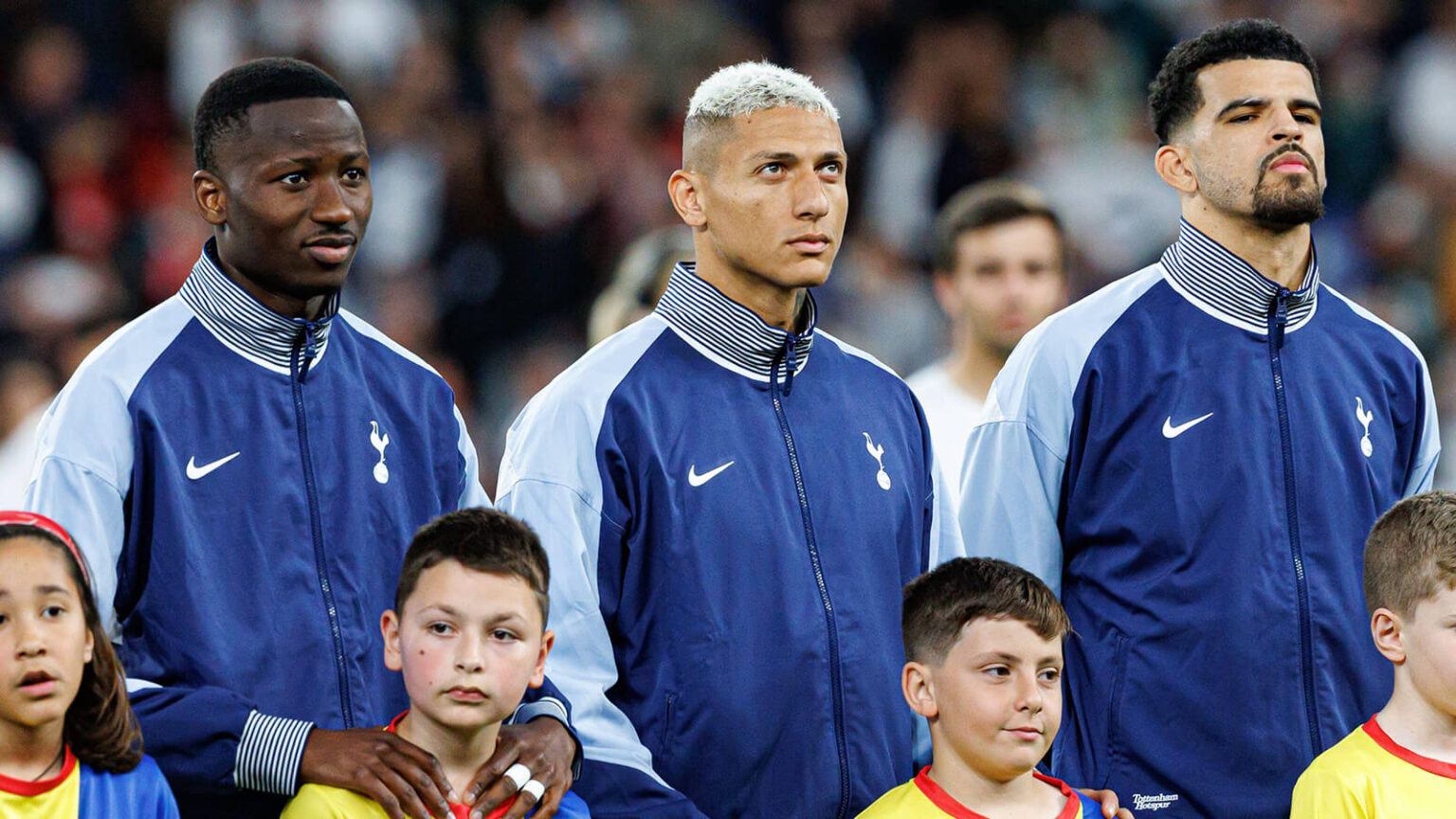 Title-chasers 'determined' to land Spurs man savaged as 'Championship player'