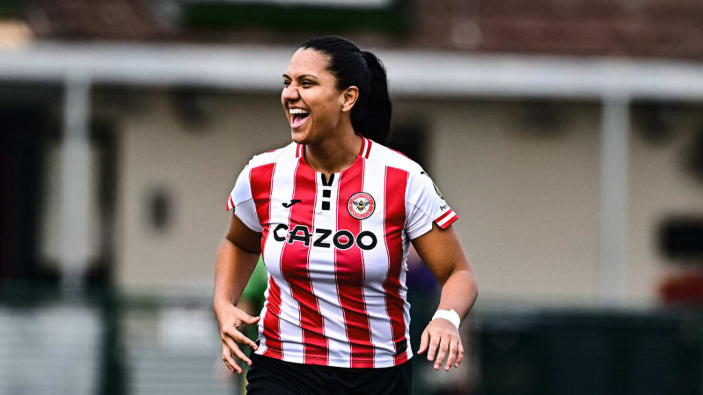 Brentford Women B 4 CB Hounslow Abbots 0: Paula Holguin scores brace as B team earn big home win | Brentford FC
