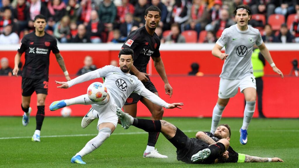 VfL Wolfsburg verliert nach 3:1-Führung noch mit 3:6 bei Bayer Leverkusen