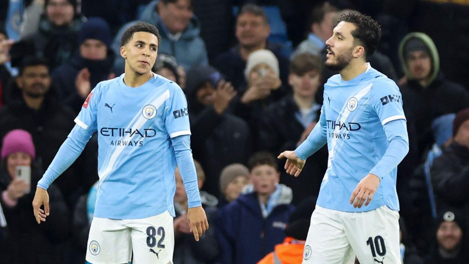 Man City decide to 'approve shock sale' on one condition as Romano names another star 'preparing to leave'