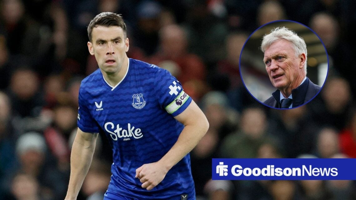 Seamus Coleman of Everton on the ball during the Premier League match with Manchester United, David Moyes Manager Of Everton Arrives during the Bur...
