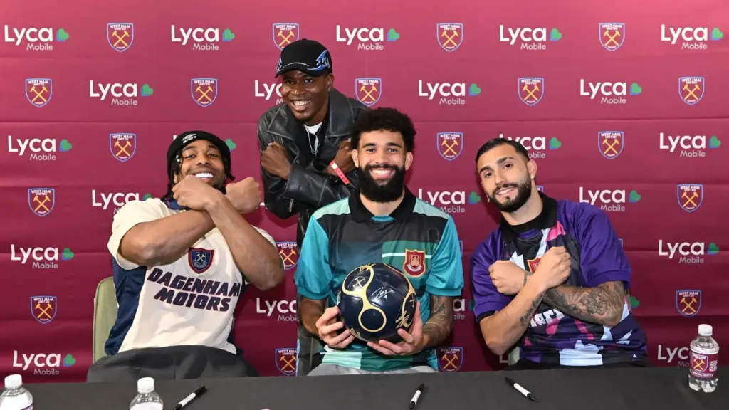West Ham United players turn signing sessions into a celebration