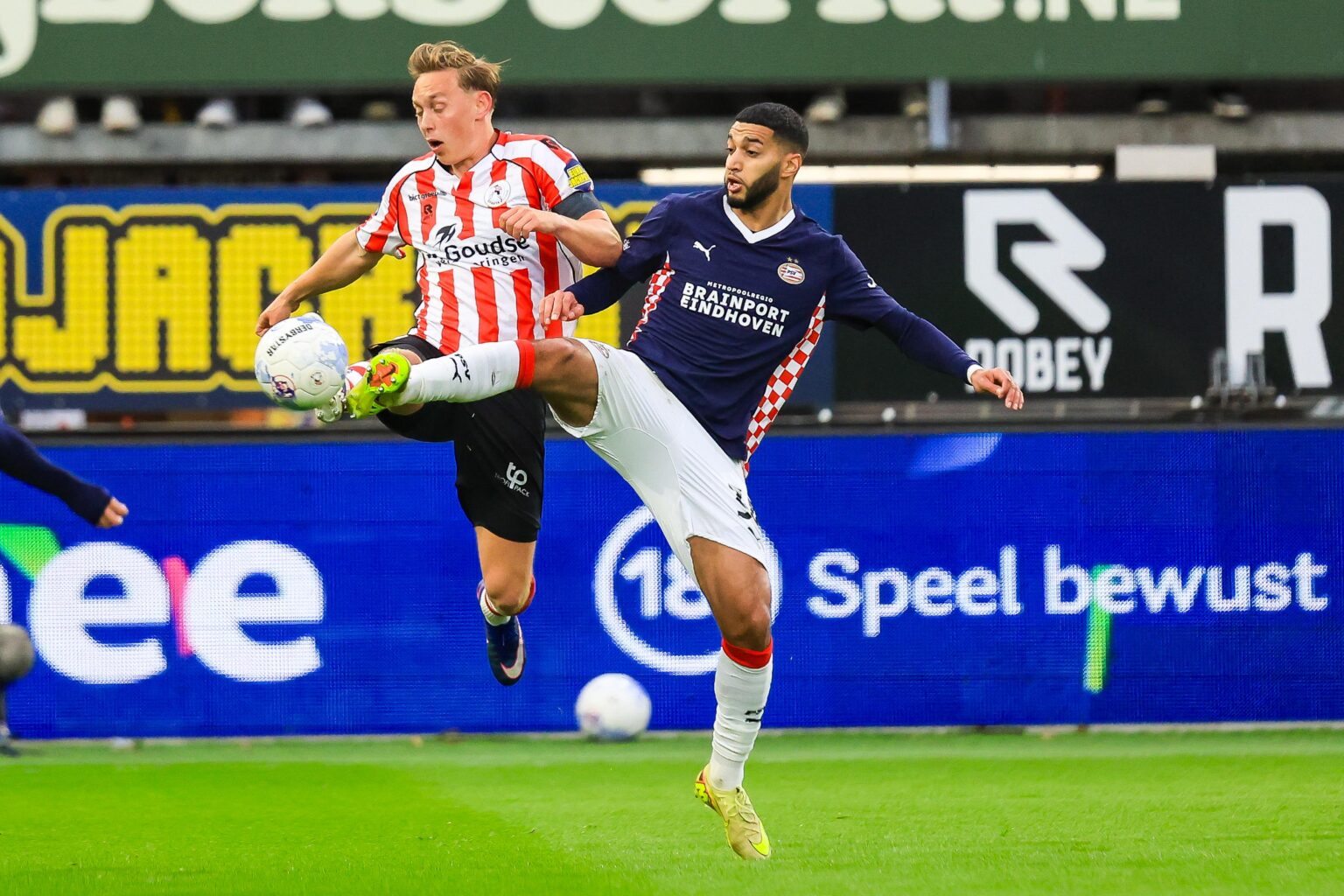 Sparta Rotterdam 0 - 2 PSV - Zakelijke overwinning door de kampioen