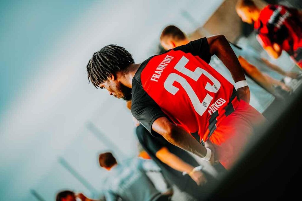 Offiziell: Noel Futkeu kehrt zur Eintracht zurück