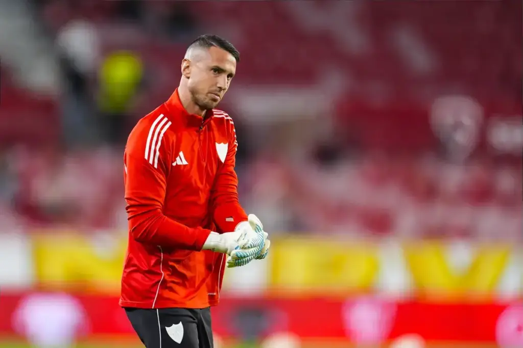 Newcastle 'Refuse' Forgotten Man's Cut-Price Sale. - Read Newcastle F.C.