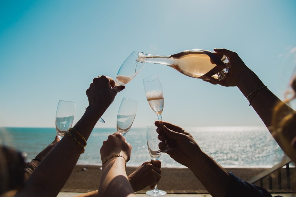 Brighton vineyard turns rain-spoiled harvest into triumph with new sparkling rose – Brighton and Hove News