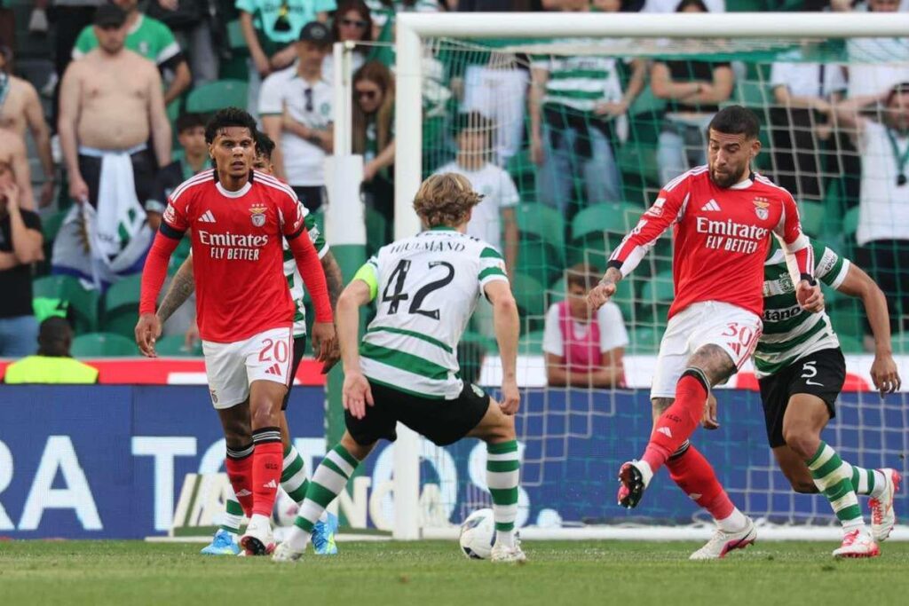 Interesse do campeão italiano pode levar médio do Benfica