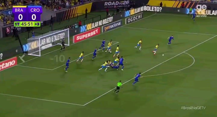 Brilliant assist from Vini !! WOW