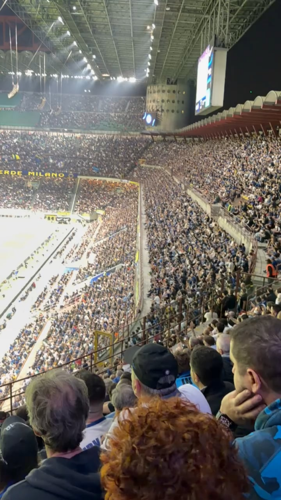 "La capolista se ne va" chant moments before Barella's goal