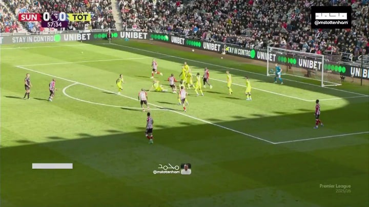 A Spurs break getting called back for a non-existent hand ball on Kolo Muani