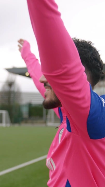 Cherki helping out with youth training 💙