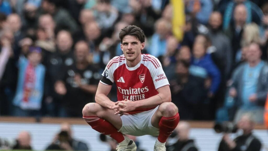 lan Wright Defends Declan Rice's 'It's Not Done' Comments After Gary Neville's Criticism