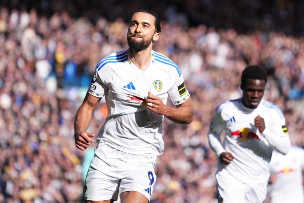 Work to be done for Leeds in survival fight, says Farke despite Wolves win