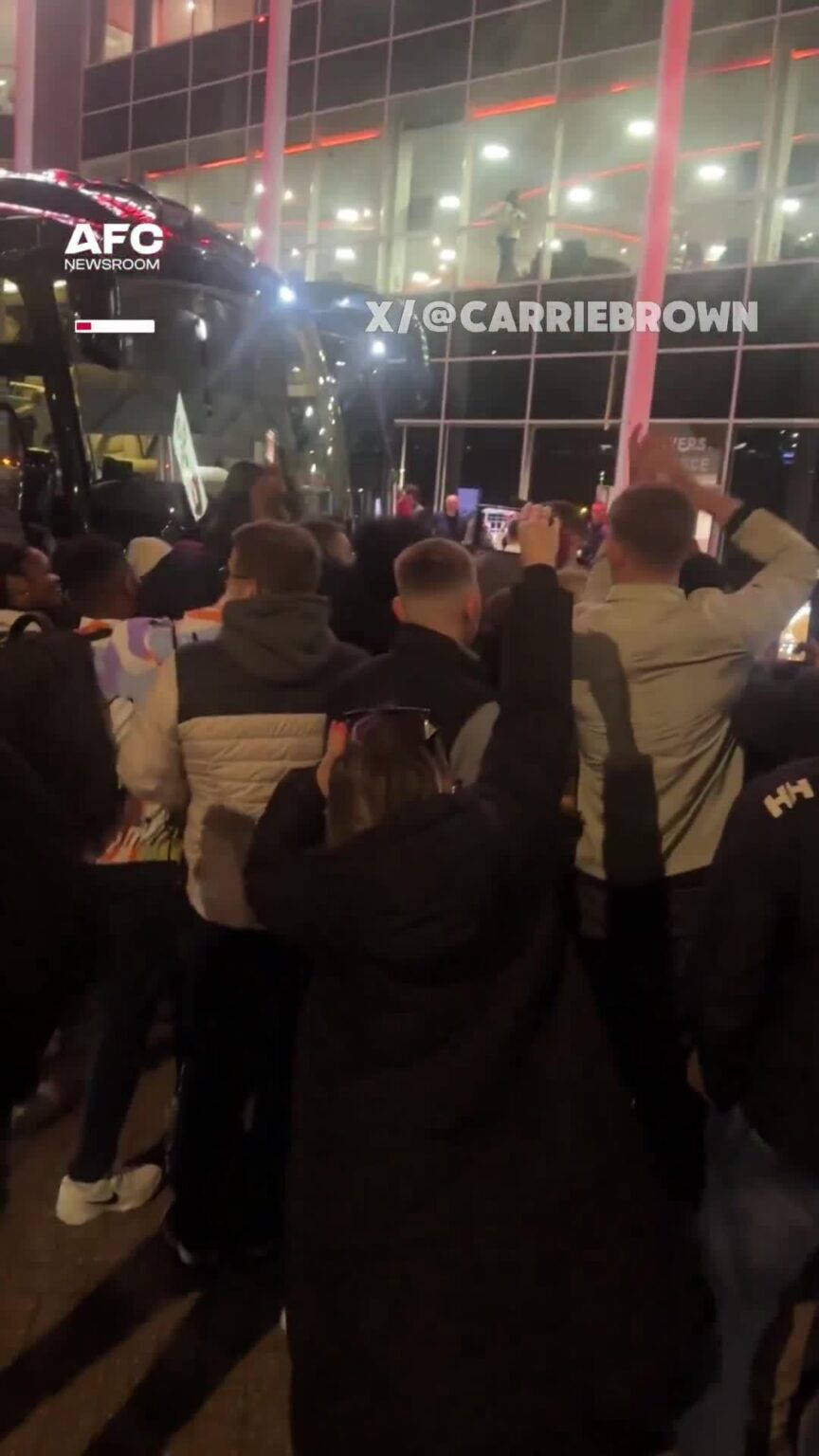 Mikel Arteta spending time with the travelling fans after the game, signing autographs. You can hear fans in the background chanting, “We go again!” and “Mikel, we’ve got this.”