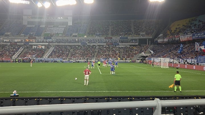 Giggsy taking a freekick in Korea yesterday