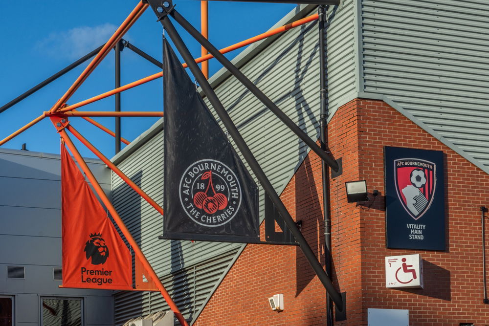 "Every player's dream" - Bournemouth star transfer flirts as Arsenal and Manchester United circle