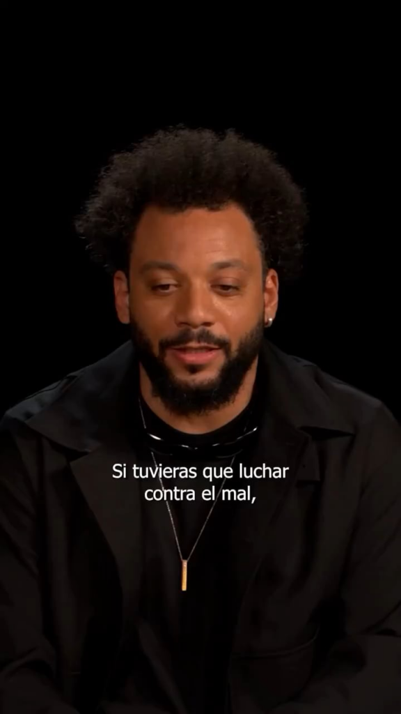 Michael B. Jordan pergunta a Marcelo:  
“Se você tivesse que lutar contra o mal com um atleta ao seu lado, quem você escolheria?”  

 Marcelo:  
“Meu parceiro de crime seria Cristiano Ronaldo. Ele é forte, alto, e também é um cara legal!”