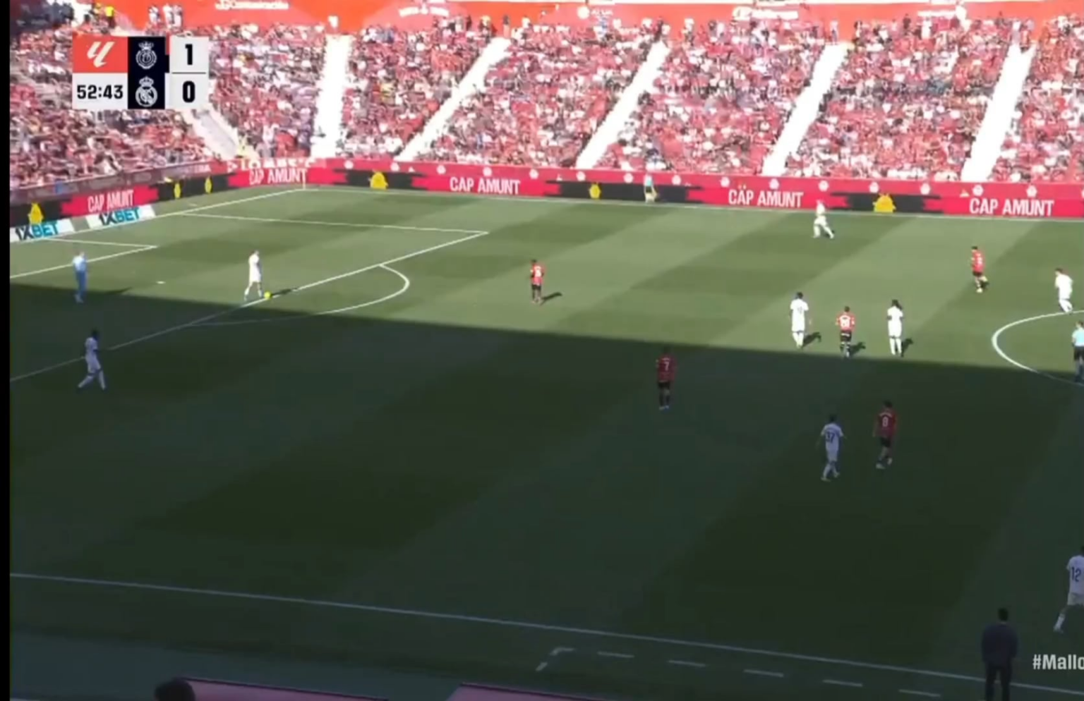 Arda Guler after beating his man has no option to dart in a through ball/cross because Mbappe wants the ball at his feet, Diaz is occupying the Number 10 role and there is no Right Midfielder/Right Winger