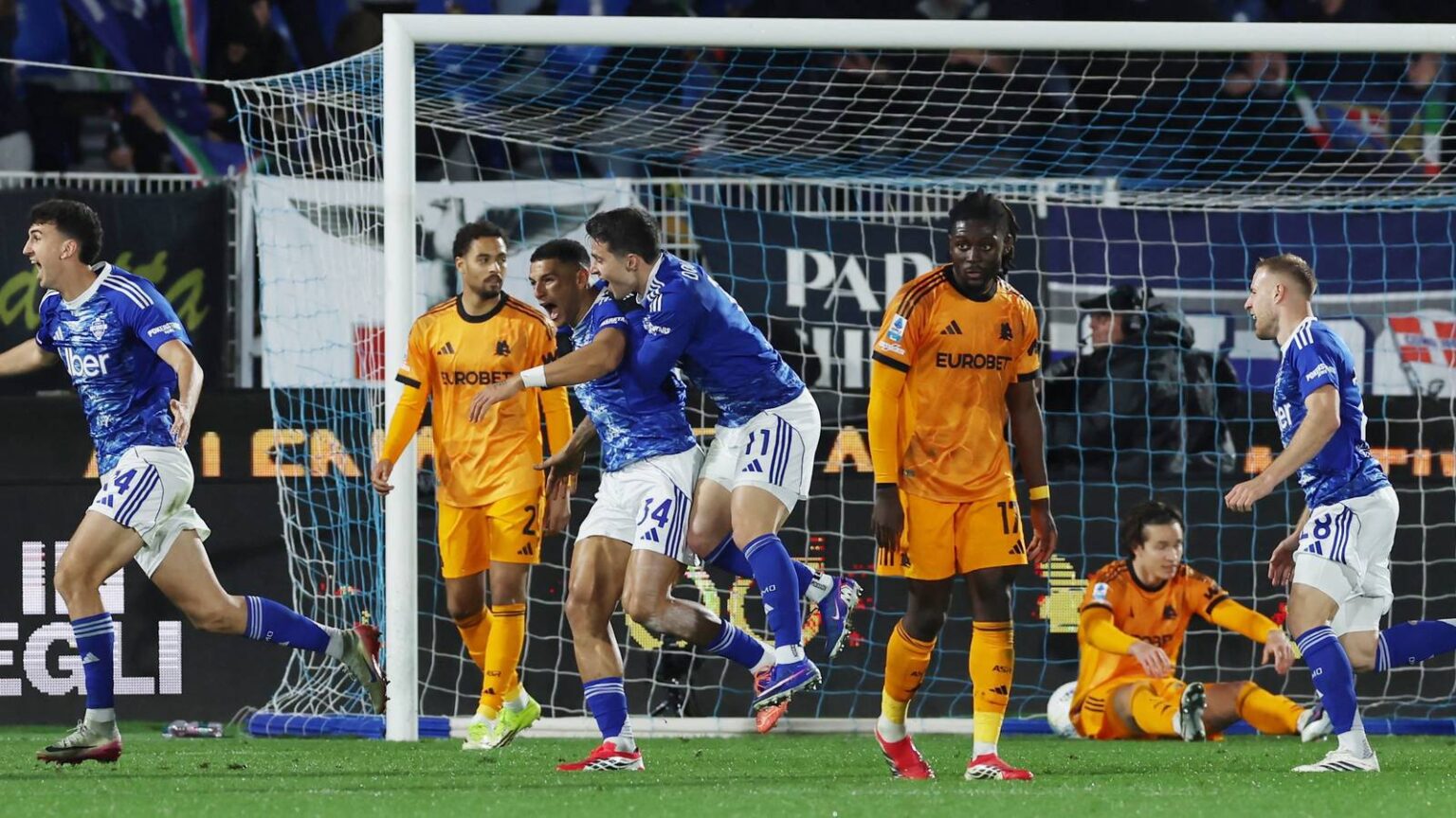 Aston Villa circling to sign ex-Real Madrid player who's now open to Premier League move