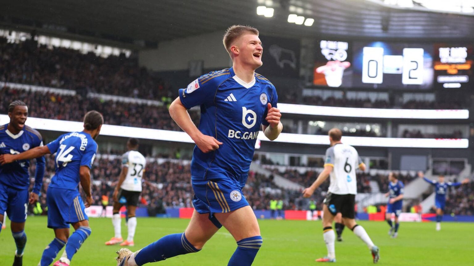 Leicester City boss Gary Rowett provides big Jordan James injury update