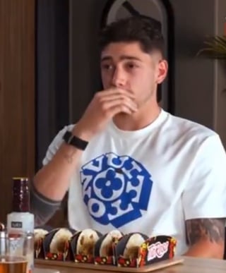 Fede Valverde: “Has my shooting injured goalkeepers in training? Yes. There has been shoulder tears, or even making them pop out.”

“Once I hurt Luca Zidane, and I felt like dying because he was the coach’s son. I said, ‘they’re going to kick me out.’” Source - (Terapia Picante)