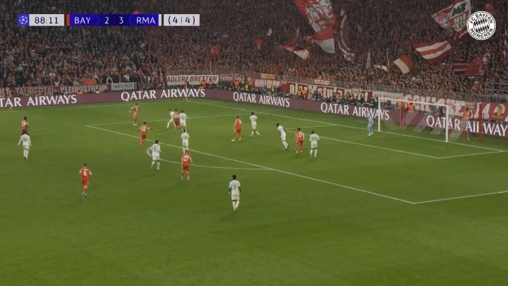 [Official] Bayern Webradio reacting to Diaz' 3-3 goal.