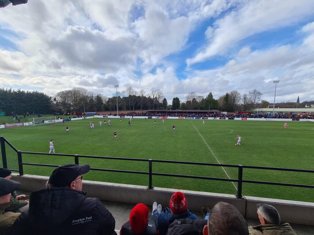 Anyone following the Lowland league this weekend?