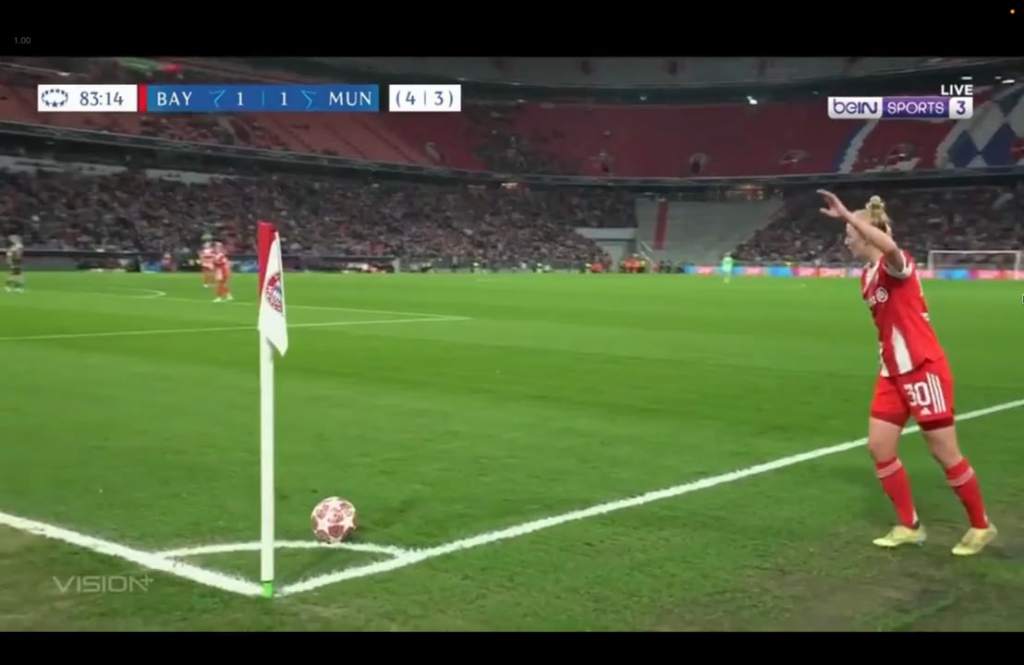 84' FC Bayern [2] - [1] Manchester United: Linda Dallman slams it home off the rebound for Bayern