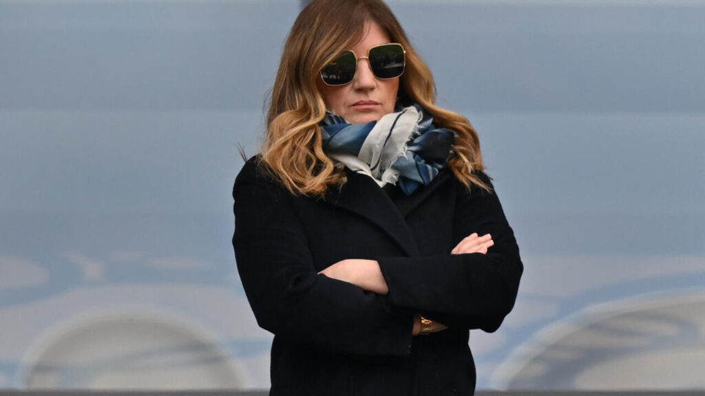 Trailblazer Karren Brady steps down from West Ham role