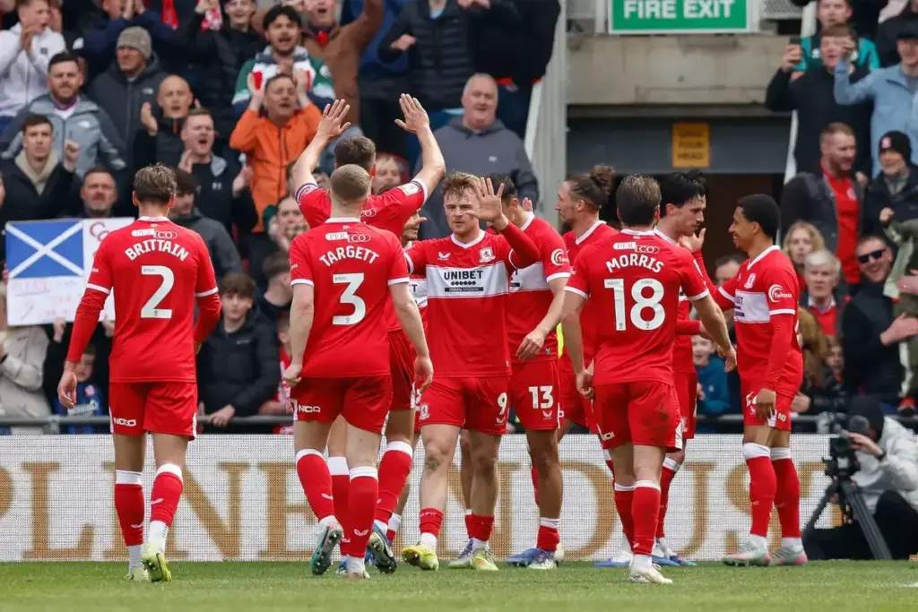 Middlesbrough retain Joel Piroe interest as Leeds United ready sale