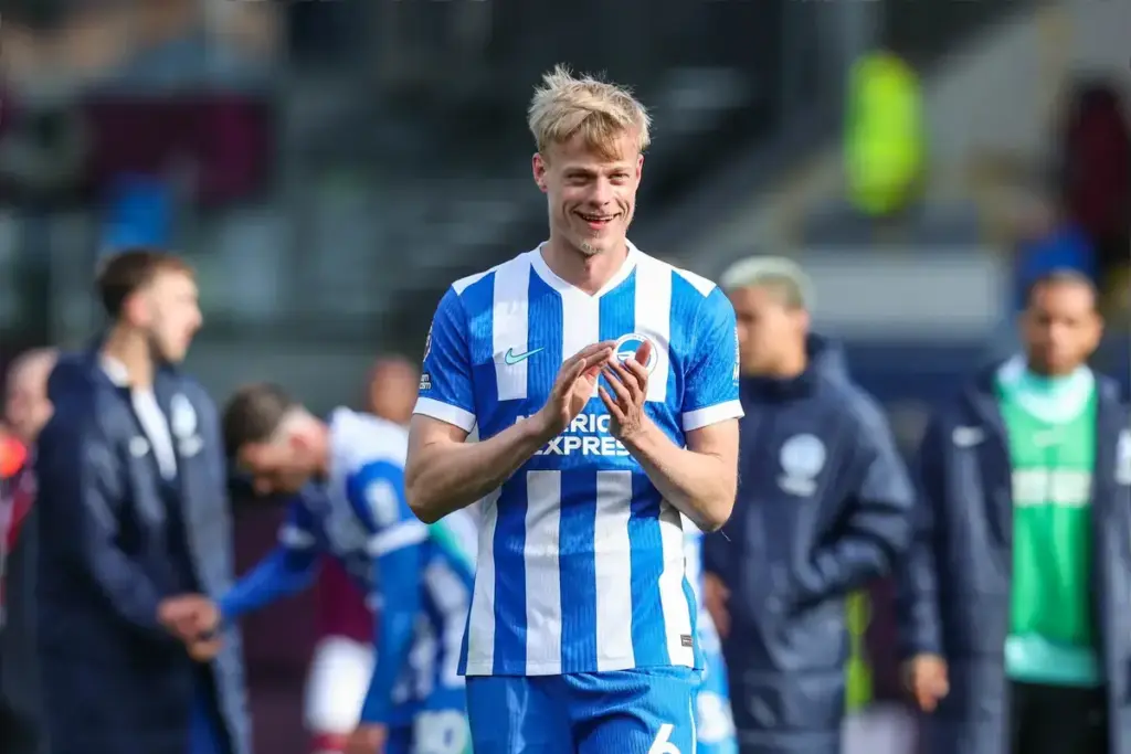 How will Brighton replace Jan Paul van Hecke this summer?