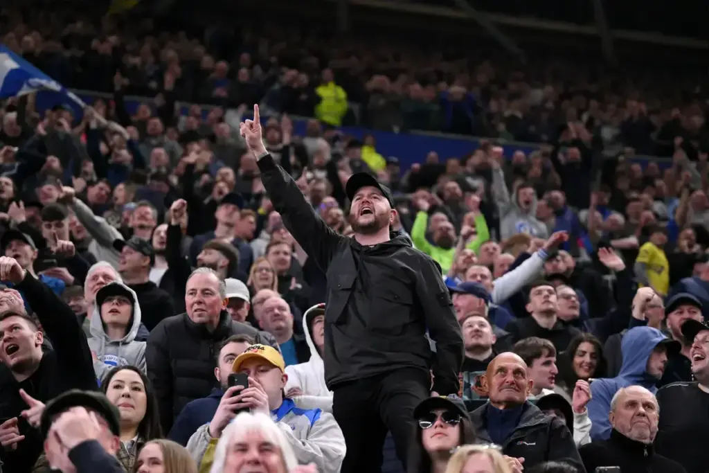 Seven Mondays: Everton Fans Outraged Over EPL TV Schedule