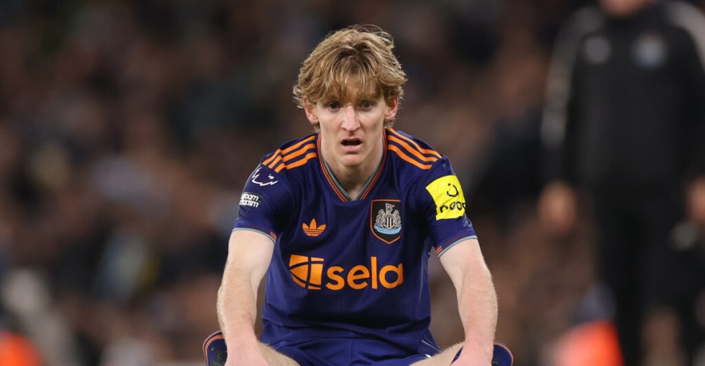 Chelsea ‘interested’ in Anthony Gordon but have ‘other priorities’