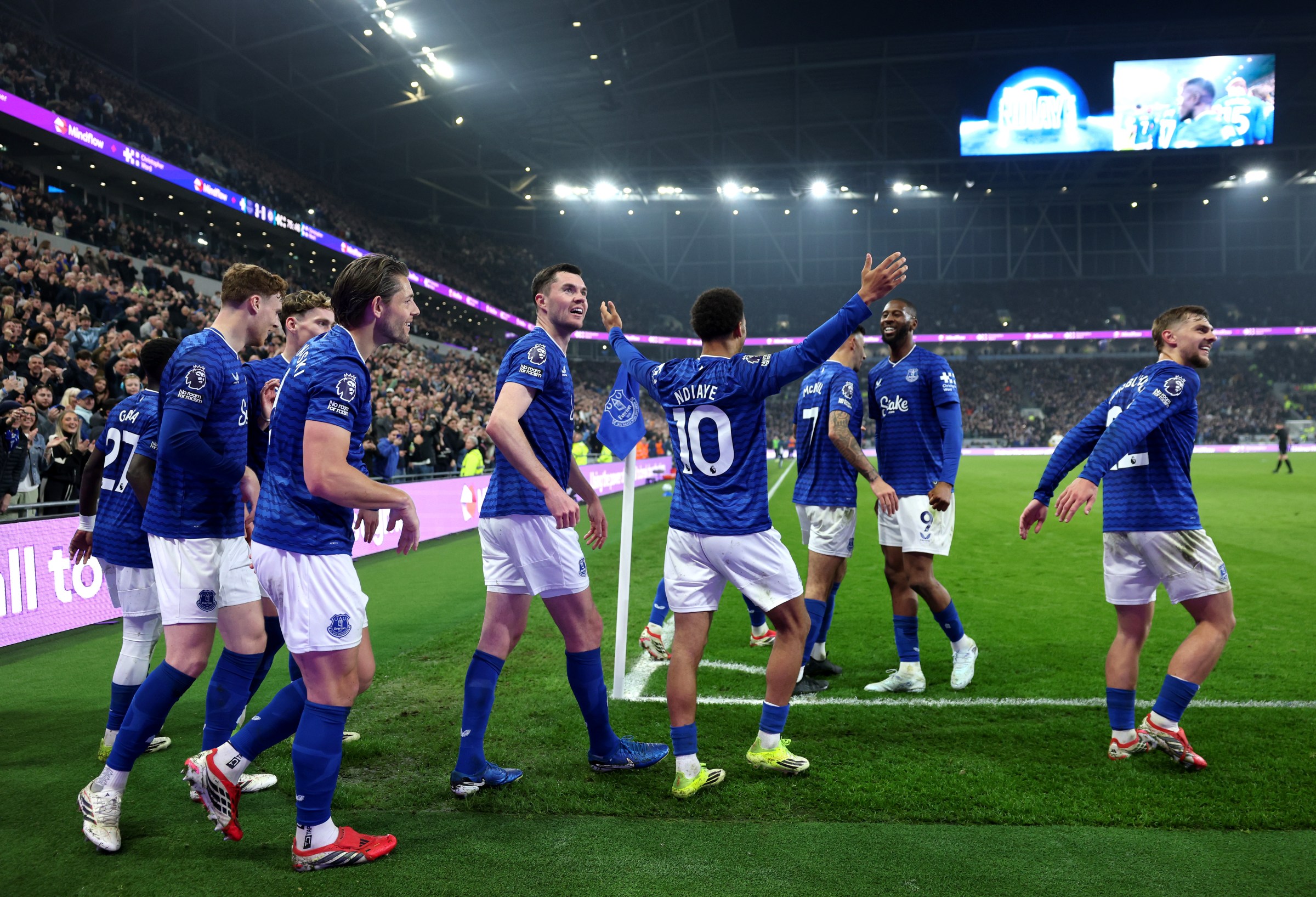 LIVERPOOL, ENGLAND - MARCH 21: Iliman Ndiaye of Everton celebrates scoring his team’s third goal with teammates during the Premier League match between Everton and Chelsea at Hill Dickinson Stadium on March 21, 2026 in Liverpool, England. (Photo by Carl Recine/Getty Images)