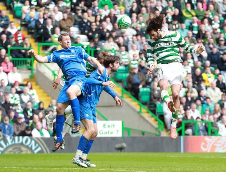 Georgios Samaras scores