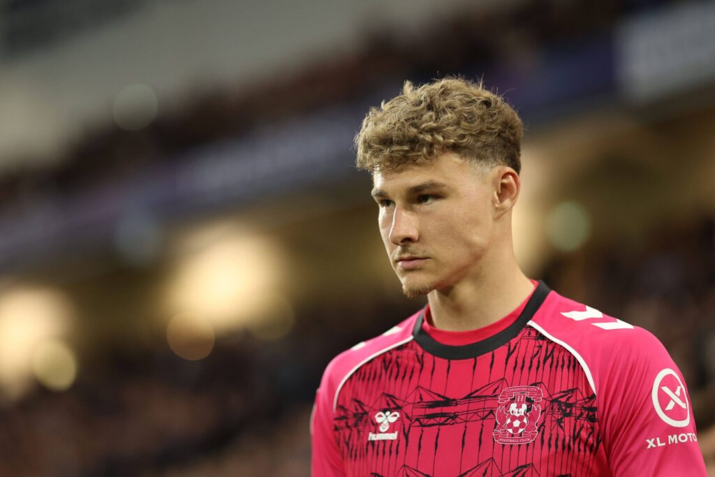 Leeds United could rival Championship team for Brighton star