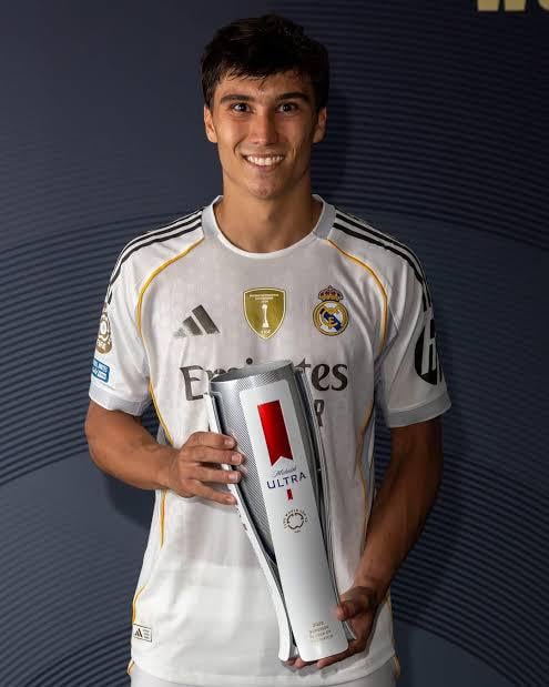 Hot take: If gonzalo garcia was playing for a mid table la liga team ,let alone another league's team. He would be strongly considered to play for Spain as a no9 ,but unfortunately he plays for real madrid and backup to some so called untouchables