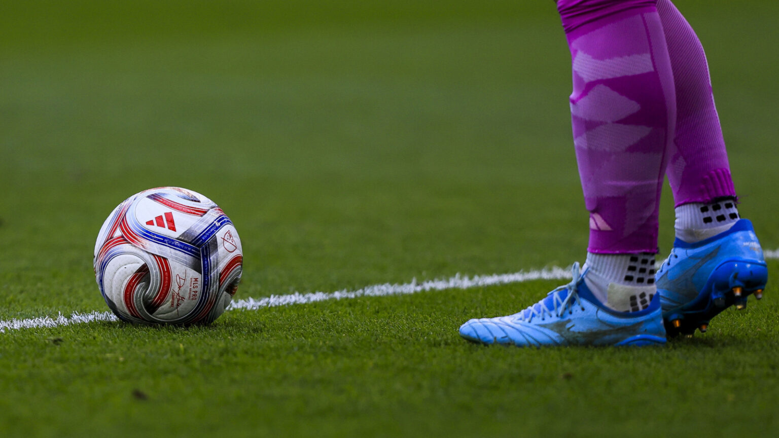 Tottenham and Aston Villa lineup move for 23-year-old defender, club set for 6x profit