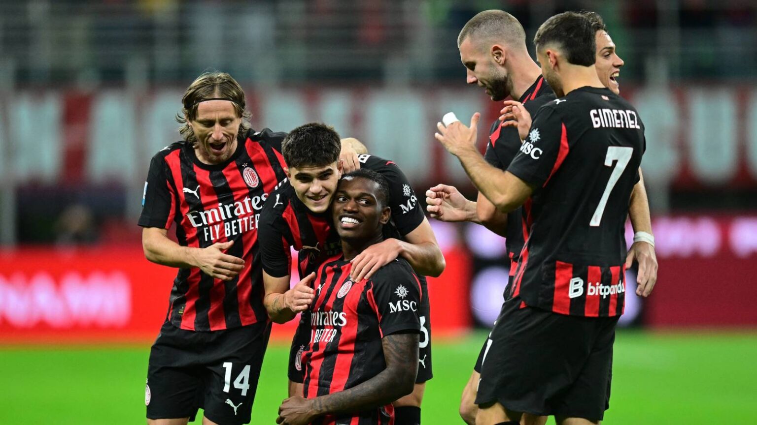 Man Utd launch move to hijack Barcelona for "unstoppable" AC Milan star