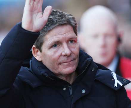 Oliver Glasner waves to the fans