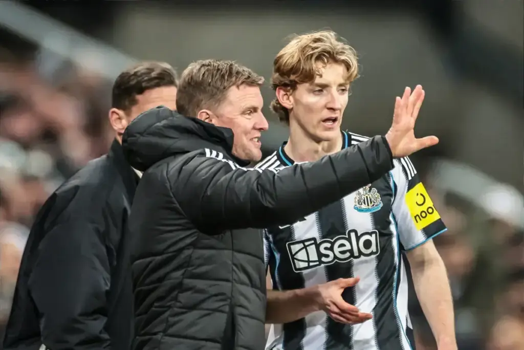 'I'm Worried': Ex Eddie Howe striker warns Newcastle United over two transfer decisions - Read Newcastle F.C.