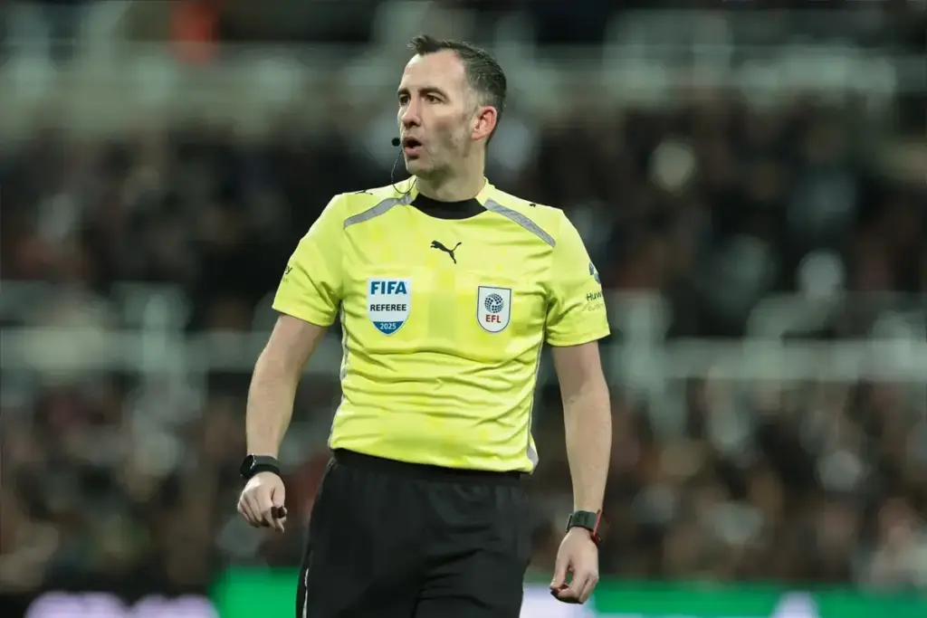 Everton vs Liverpool: Who is the referee? Premier League match officials confirmed