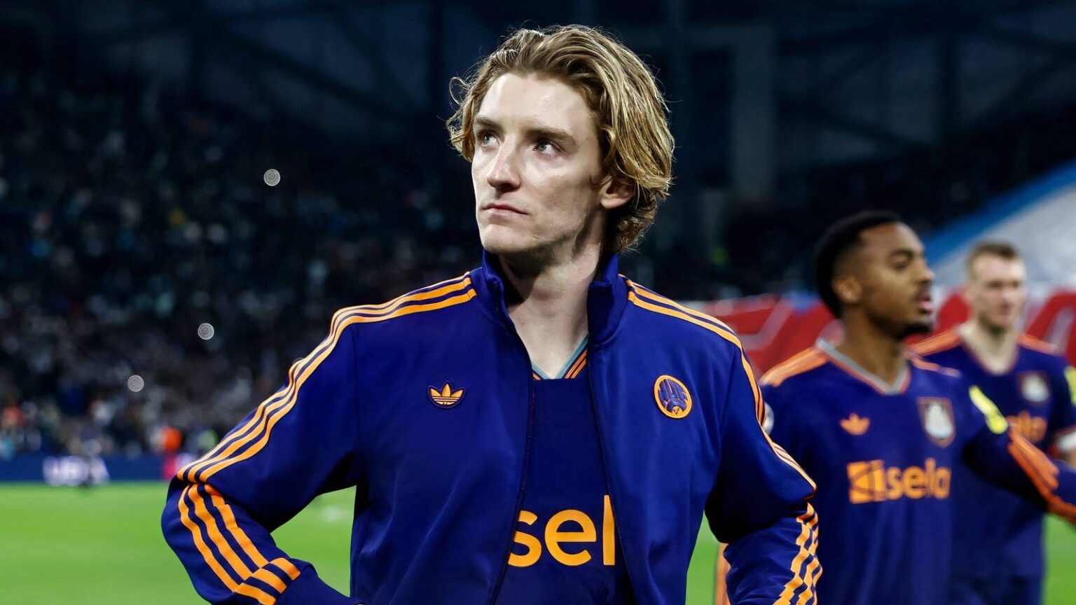 Newcastle can get Gordon to stay by hiring "one of the best managers in the PL"