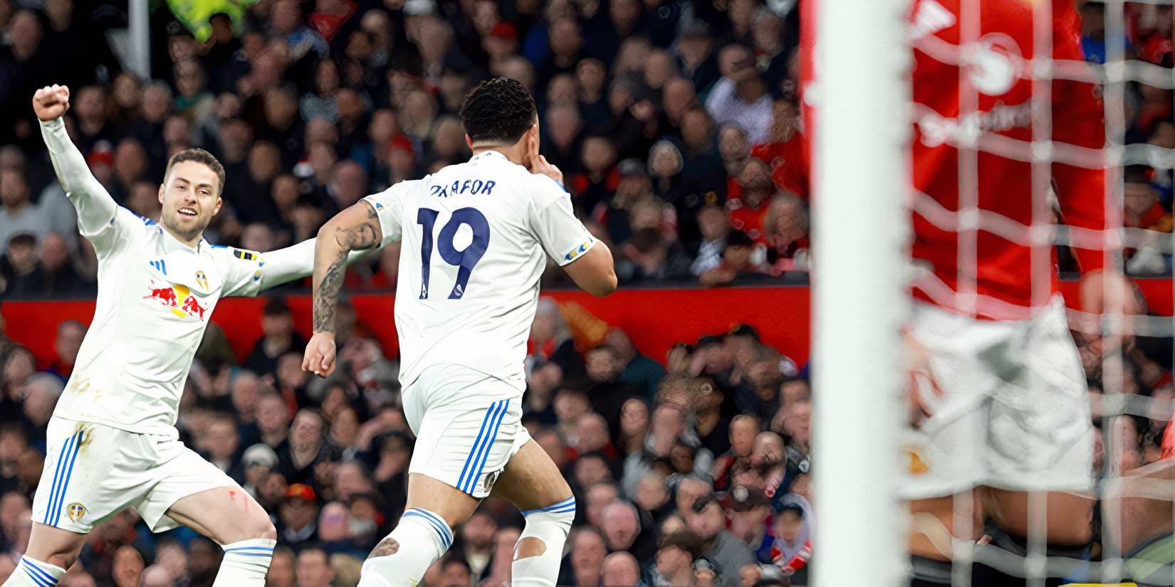 okafor-leeds-man-united