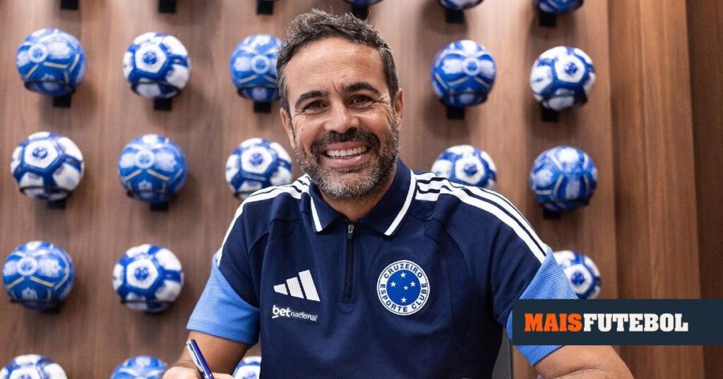 OFICIAL: Artur Jorge renova com o Cruzeiro até 2030