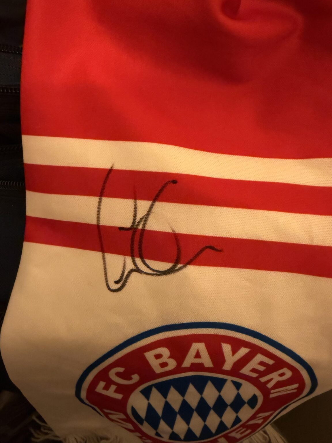 Can anyone help me ID this signature?