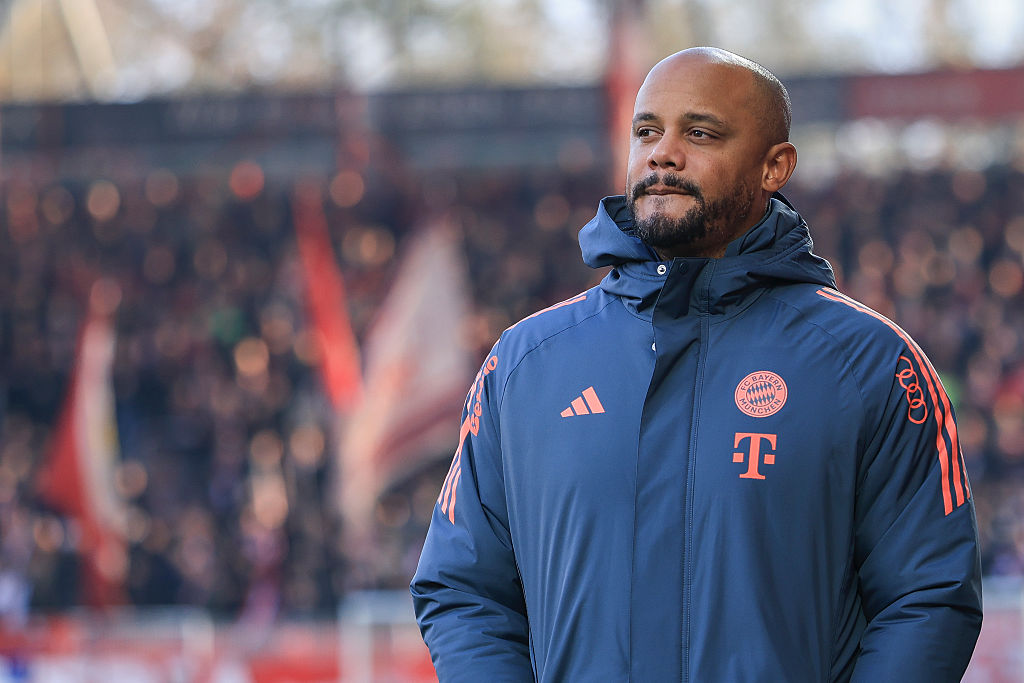 Vincent Kompany looks on prior to the Bundesliga match between FC Union Berlin and FC Bayern Munich.