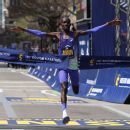 Chelsea Clinton runs Boston Marathon in personal best time