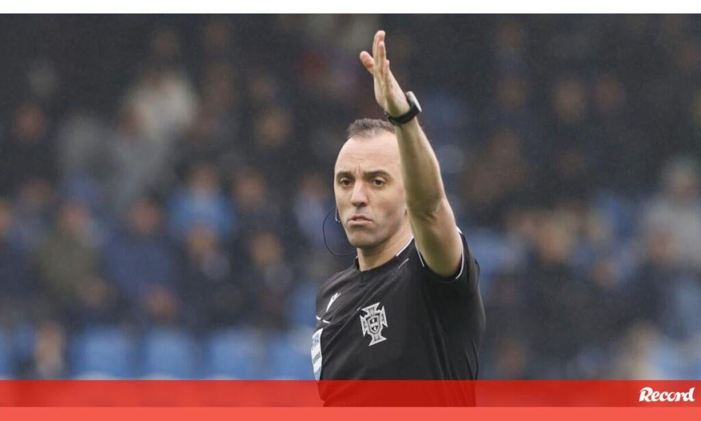 João Pinheiro nomeado para o dérbi entre Sporting e Benfica - Liga Betclic - Jornal Record