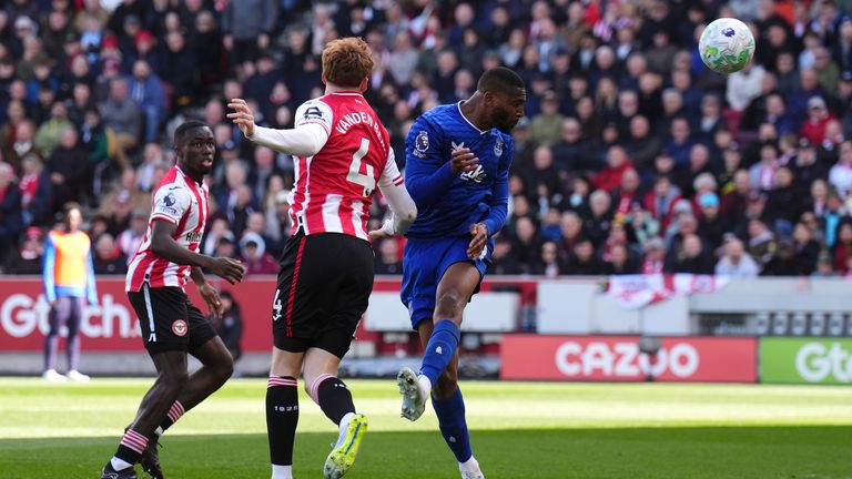 Beto heads home equaliser vs Brentford
